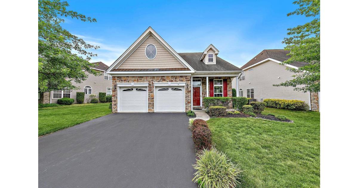 Buying Opportunity in Horizon's at Barnegat Active Adult Community