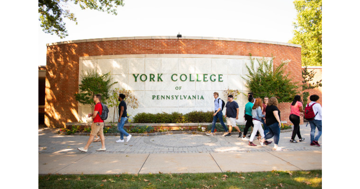 Katelynn Barcheski of South Amboy Named to Fall 2022 Dean's List at