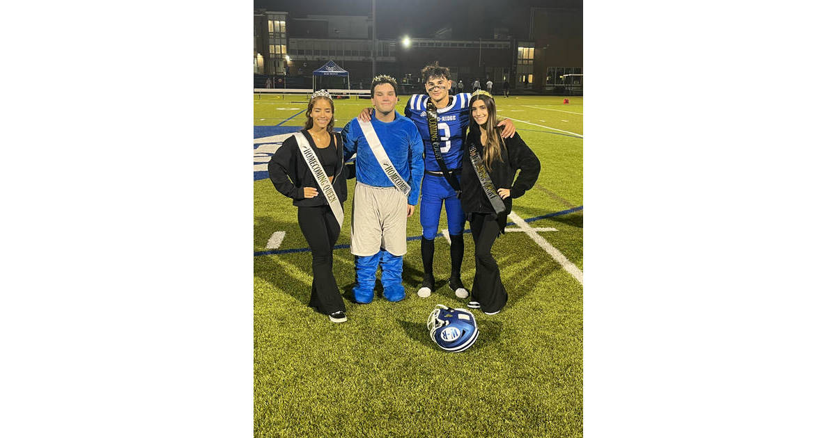 WoodRidge High School Crowns 2023 Court During Halftime