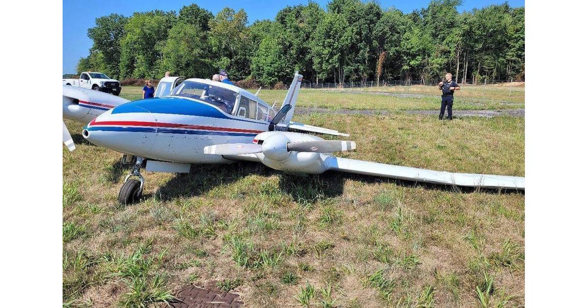Plane Veers Off Runway at Essex County Airport | West Essex, NJ News