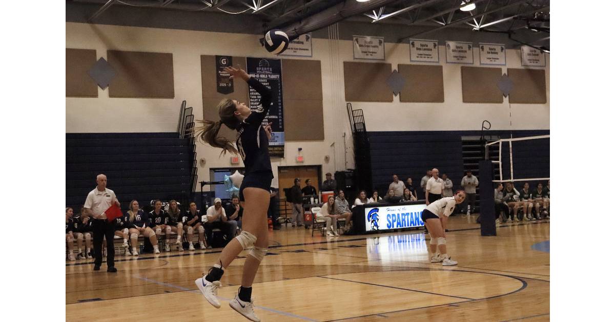 Sparta Girls Volleyball Defeats Montville, Advances to Group 2