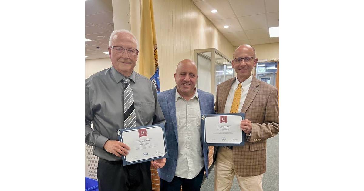 Board Members Farinella, Pennisi Recognized for Years of Service to