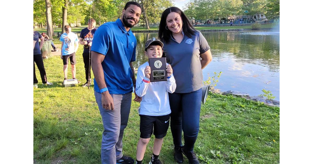 Young Verona Fisherman Wins Award in Essex County Derby Verona/Cedar