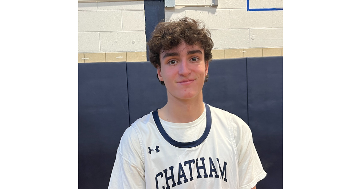 DesMarais Shoots 1UnderPar 35 for Undefeated Chatham Boys Golf in Win