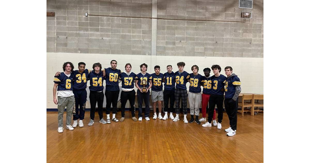 Kenilworth’s Class of ’23 Players Say Goodbye to Their Last Football