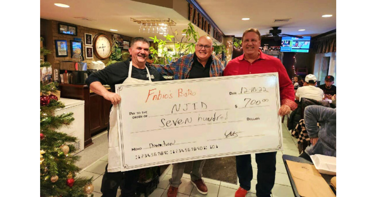Scenes from the Fabio's Bistro 'Fanwood Christmas House' Fundraiser