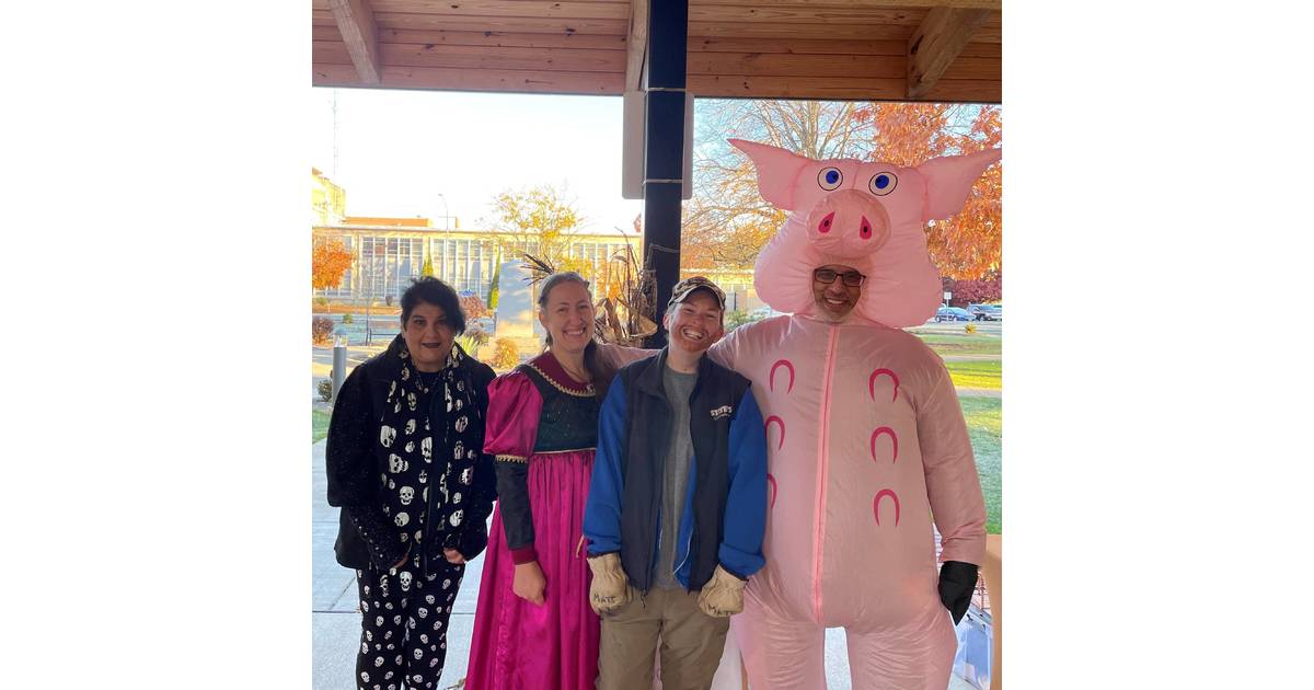 Halloween Comes to Olean Area Farmers Market Greater Olean, NY News