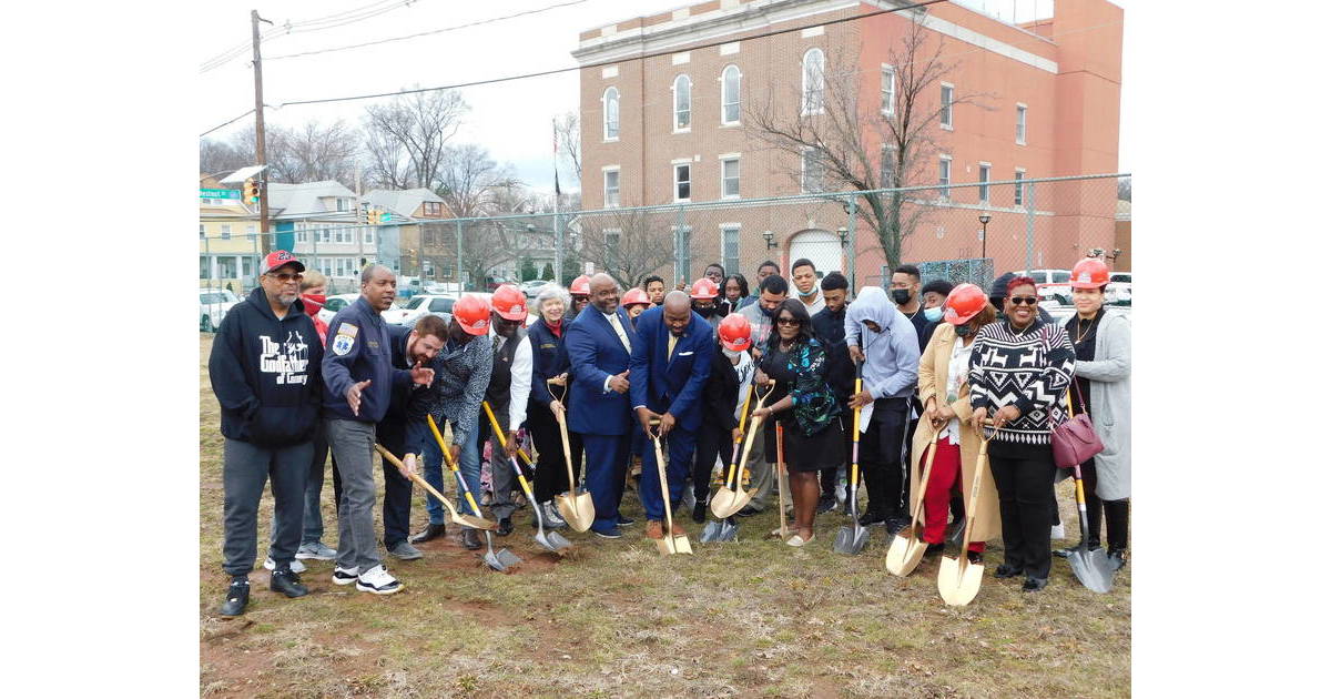 Borough of Roselle and Roselle Public Schools Break Ground on Arminio