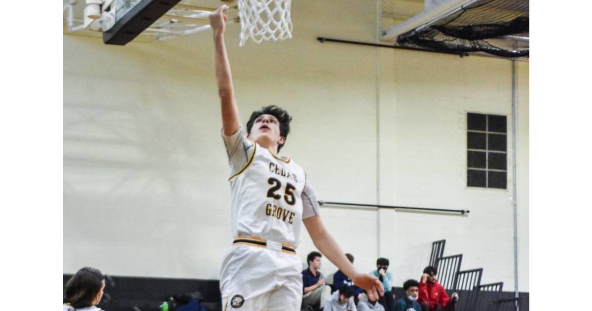 Boys Basketball Cedar Grove Holds Off Butler, 3534 Verona/Cedar