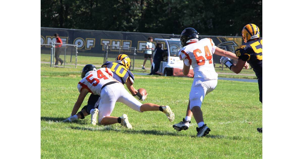 HS Football WoodRidge, Hasbrouck Heights Place Six on All Group 1