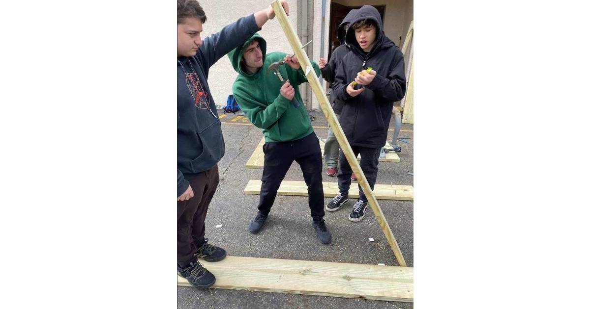 Hasbrouck Heights Resident Earns Eagle Scout Rank After Completing VFW