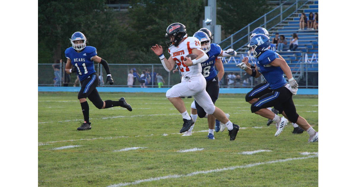 HS Football Hasbrouck Heights Tops Hawthorne in Season Opener