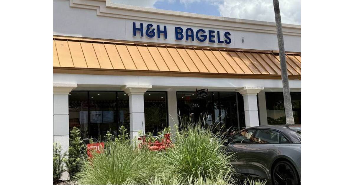 Celebrate Hamilton with New Bagel Menu at HH Bagels in Boca Raton