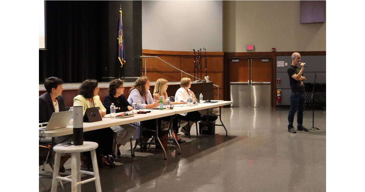 Central Bucks Committee Votes Against Making Big Changes to School