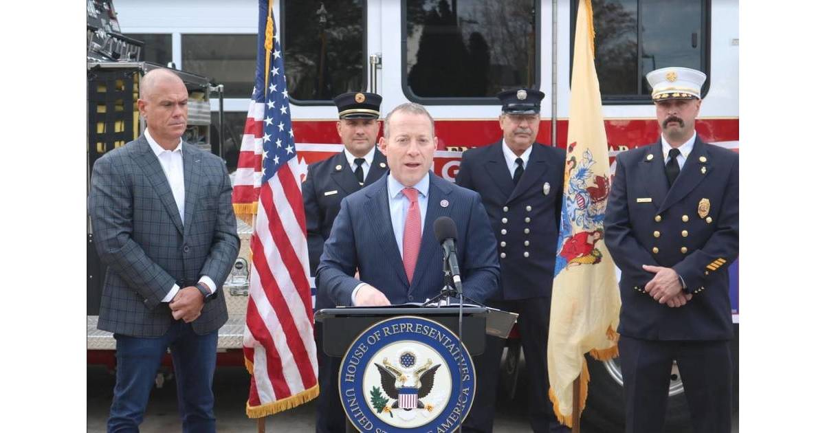 Congressman Visits Paramus to Announce Return on Investment for Federal