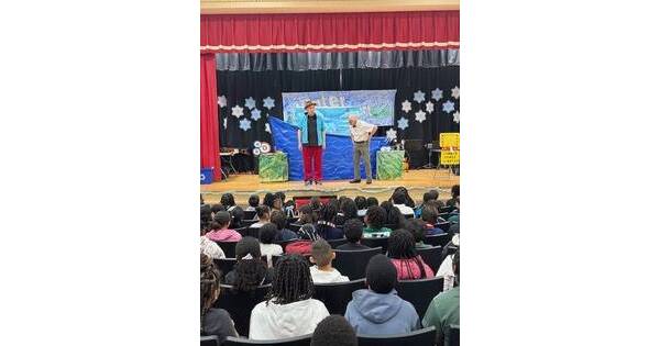 Grover Cleveland Elementary Students Dive Into Science with ‘The Grand Falloons’ Water Exploration