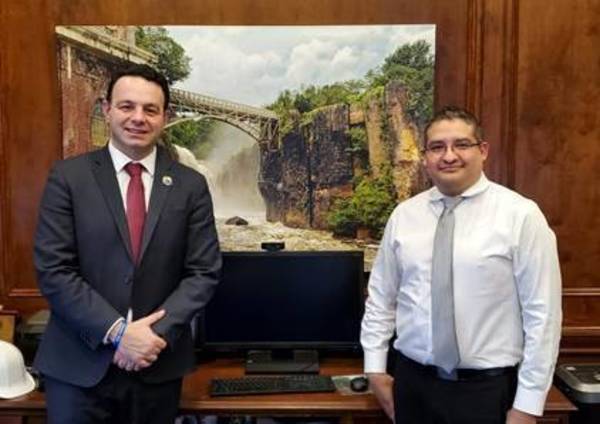 Javier Silva to Serve as Paterson’s Main Economical Officer