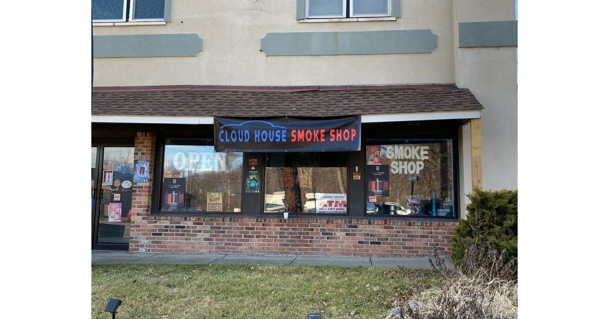 Shrub Oak Man Stabbed at Mahopac Smoke Shop Yorktown, NY News TAPinto
