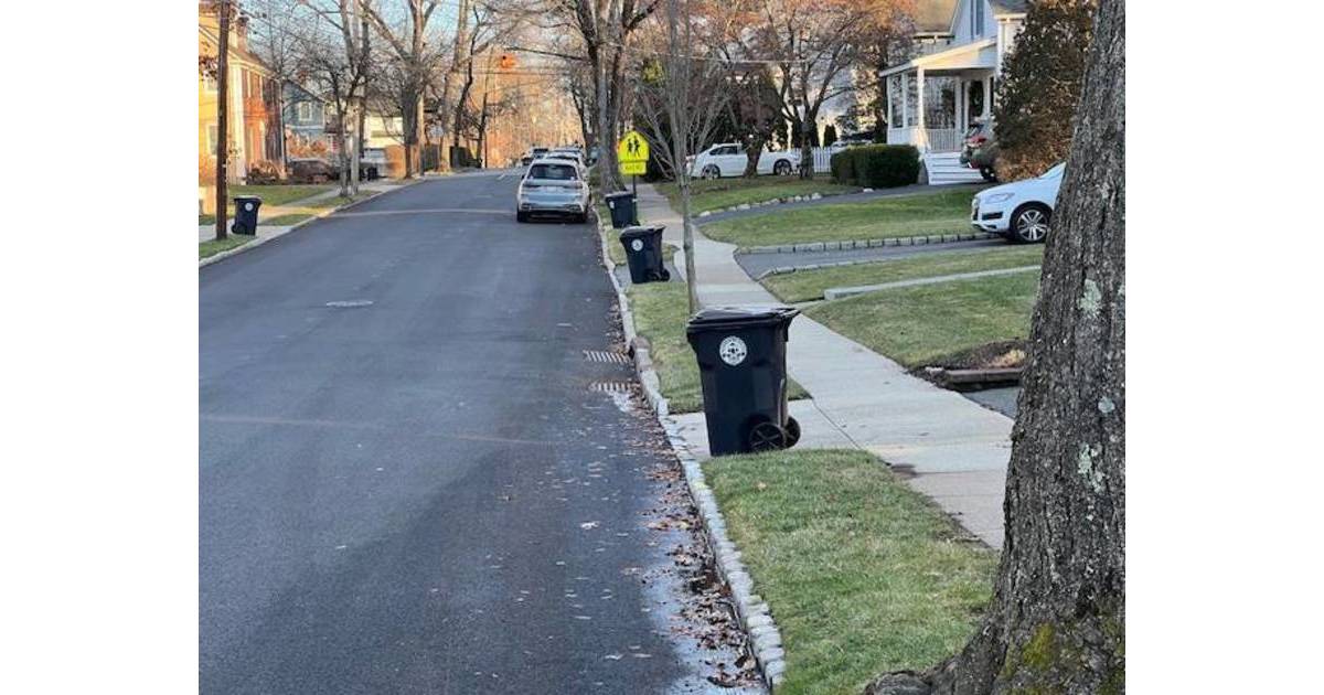 Chatham Borough Throws out the Green Bags and Starts 2024 with New