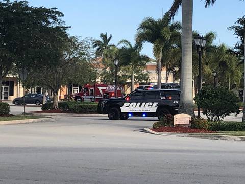 Gas Leak Prompts Coral Springs Police To Close Off Shopping Center
