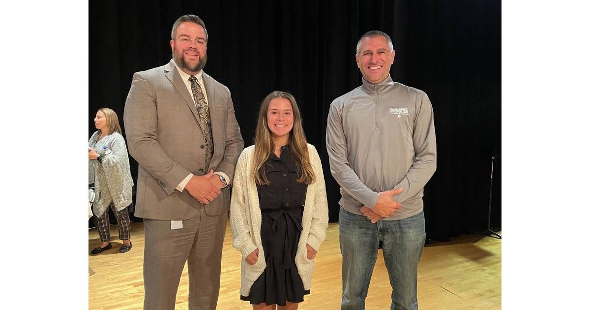 Student Members of Sparta Board of Education Introduced at the September Meeting Sparta, NJ