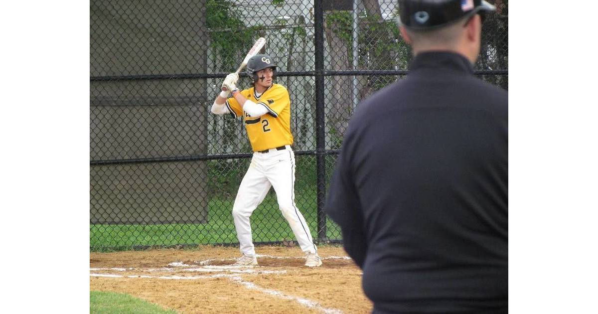 Baseball Cedar Grove Hammers Shabazz to Advance in State Tournament