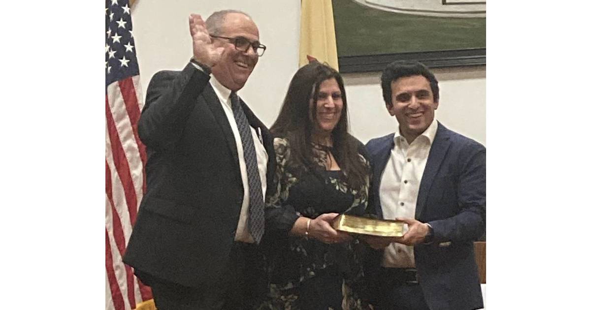 Roselle Park Mayor Joseph Signorello III Swears in Reelected Council