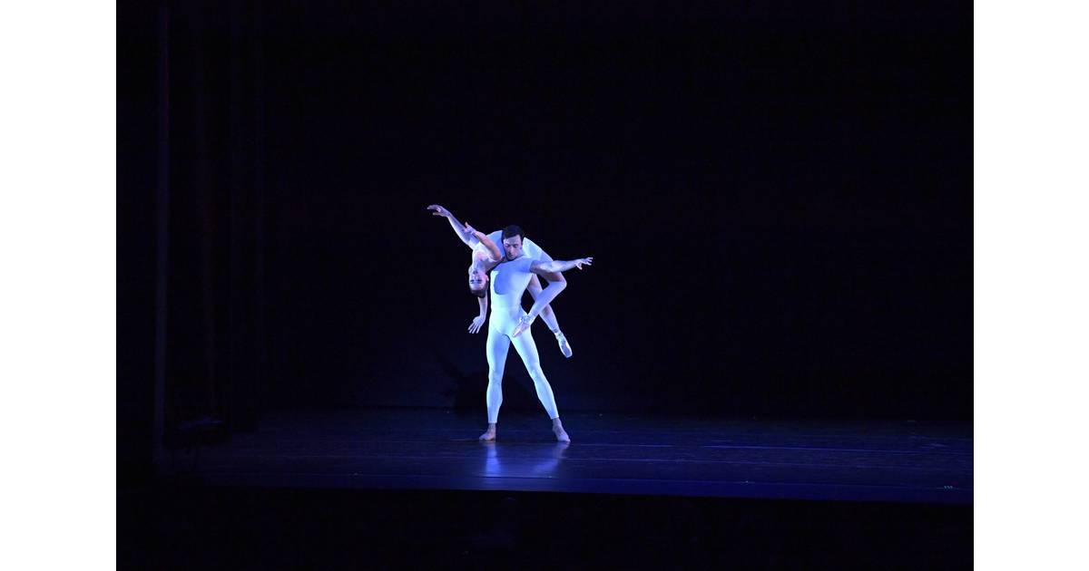 New Jersey Ballet Performs to Full House at the Mayo Performing Arts