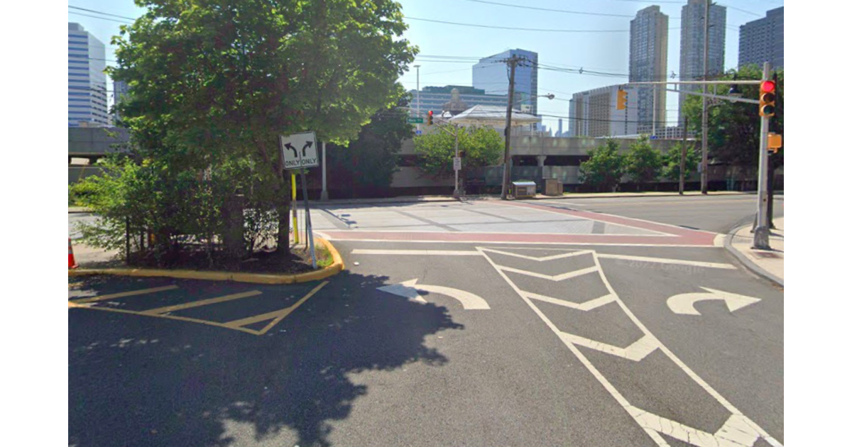 Drivers Warned Left Turns Now Prohibited at Ninth Street and Marin