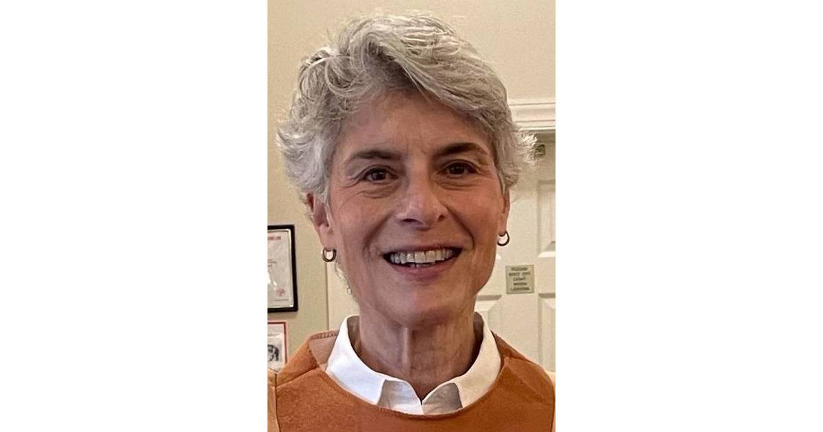 Volunteer Promotes Better Living For Nursing Home Residents Franklin volunteer-promotes-better-living-for-nursing-home-residents-franklin