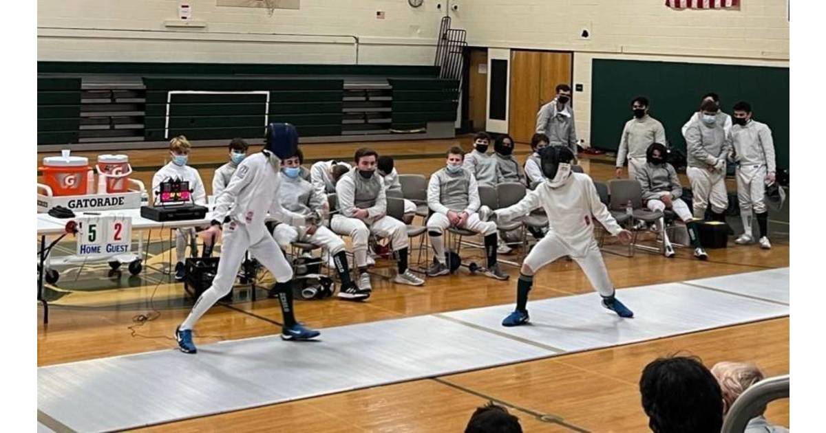 Ridge Boys Fencing Team Triumph Over Ramapo, Advance to Semifinals