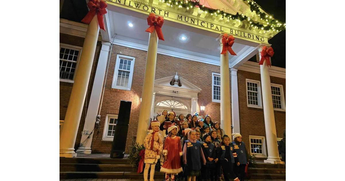 Borough of Kenilworth Brings Holiday Spirit to 2023 Tree Lighting