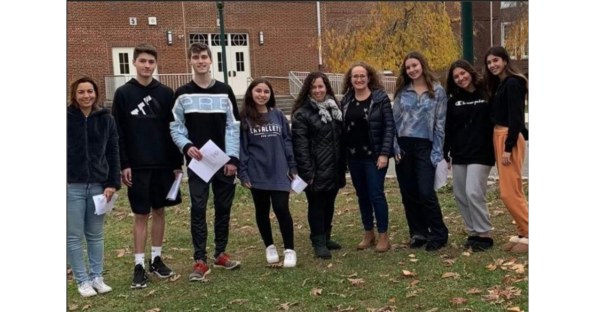 Livingston Teens Raise Thousands for NCJW/Essex Center for Women