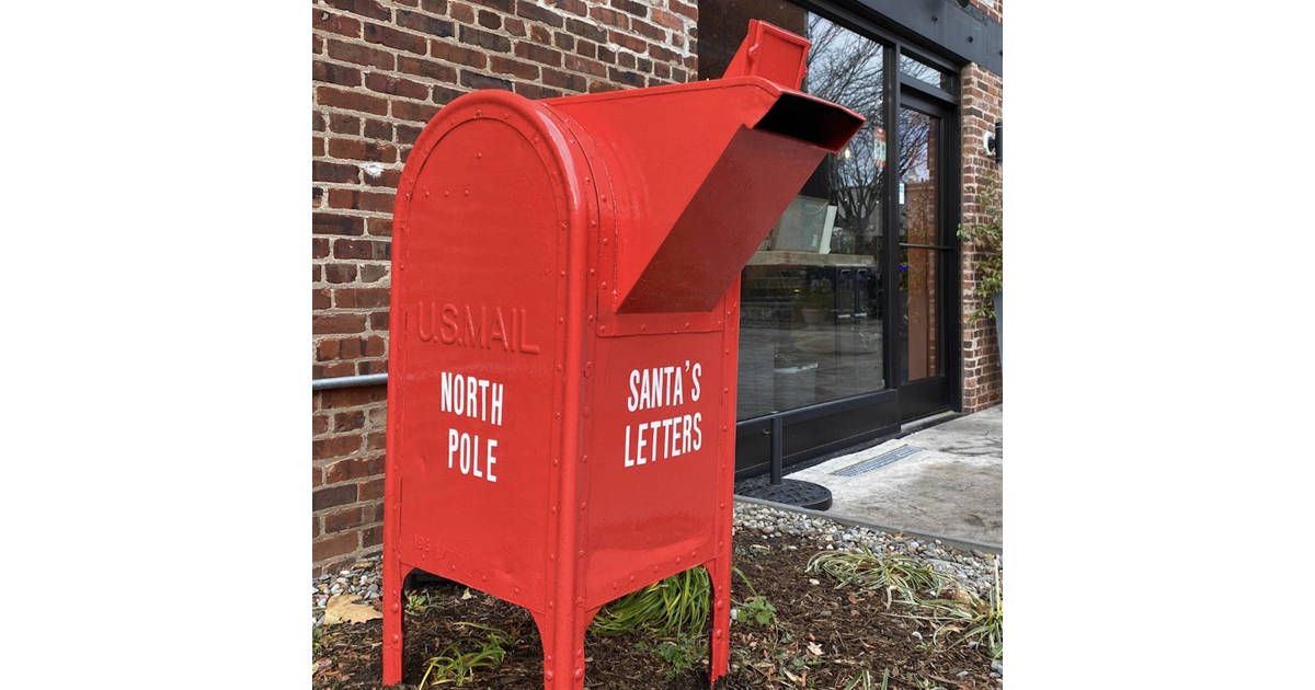 Polar Express Mail Special Summit Mailbox Gets Letters in Santa's