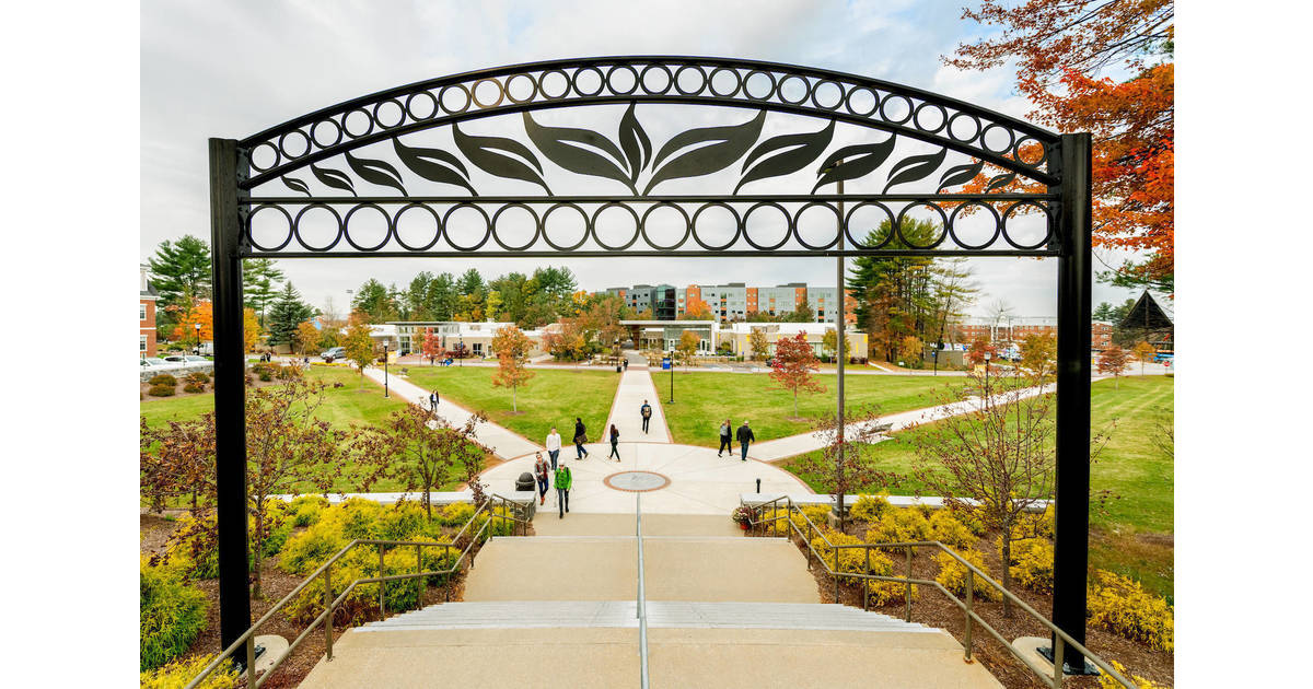 students-from-roselle-named-to-the-summer-2022-president-s-list-for