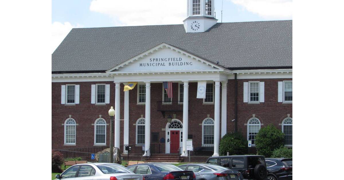 Is The Springfield Recycling Center Open Today