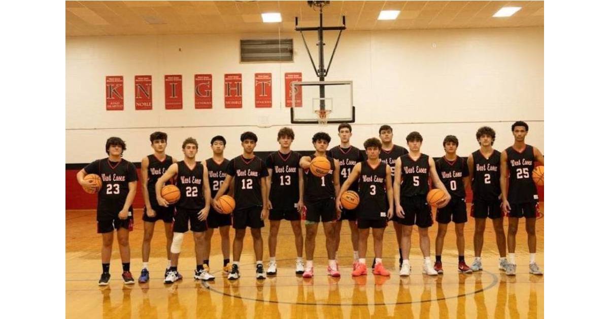 West Essex Boys Basketball Team to Open Season at Collegiate Thursday
