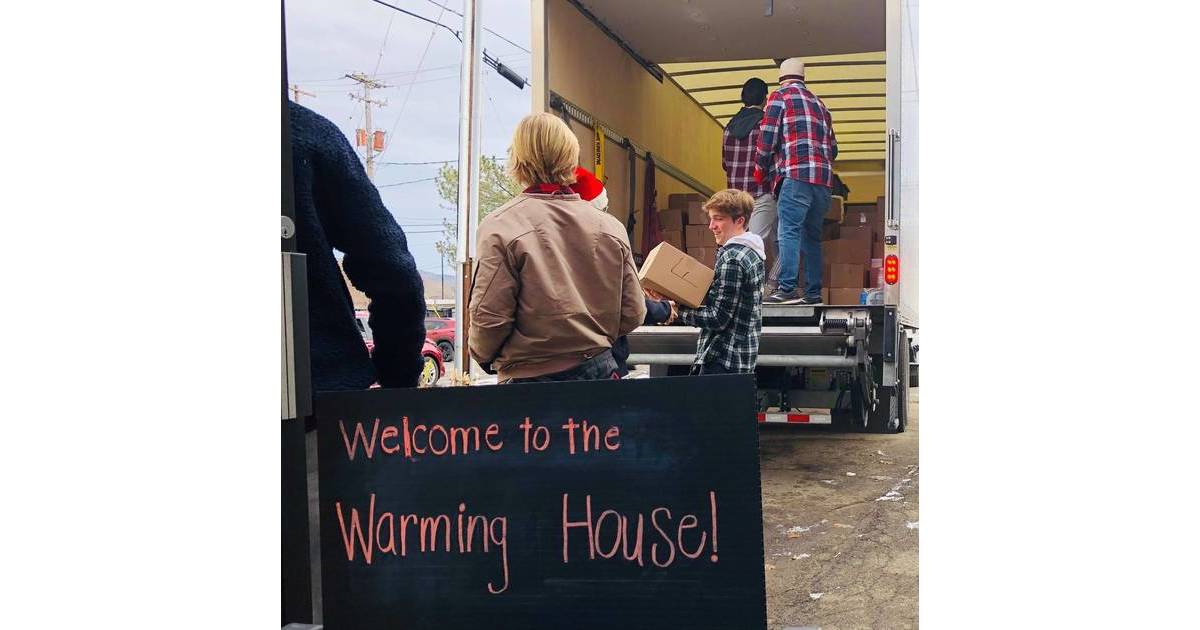 St. Joe’s Students Deliver Food to Warming House Greater Olean, NY