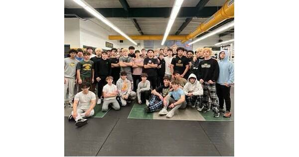 Morris Knolls dominates Newton for Wrestling Victory