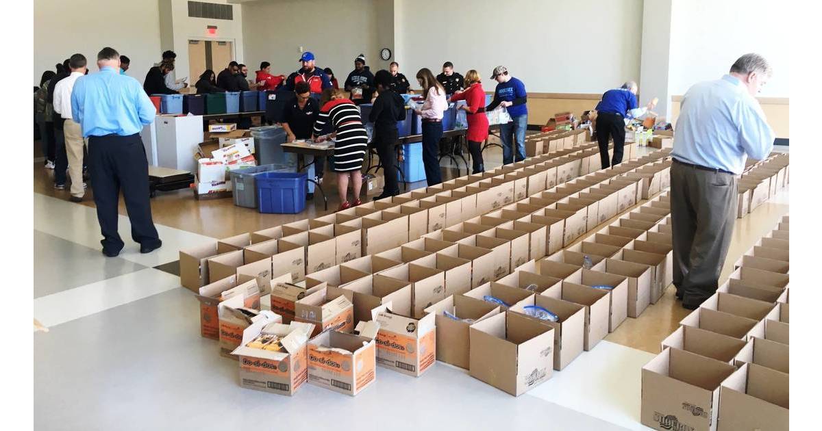 Operation Shoebox New Jersey Invites Volunteers to Help Assemble