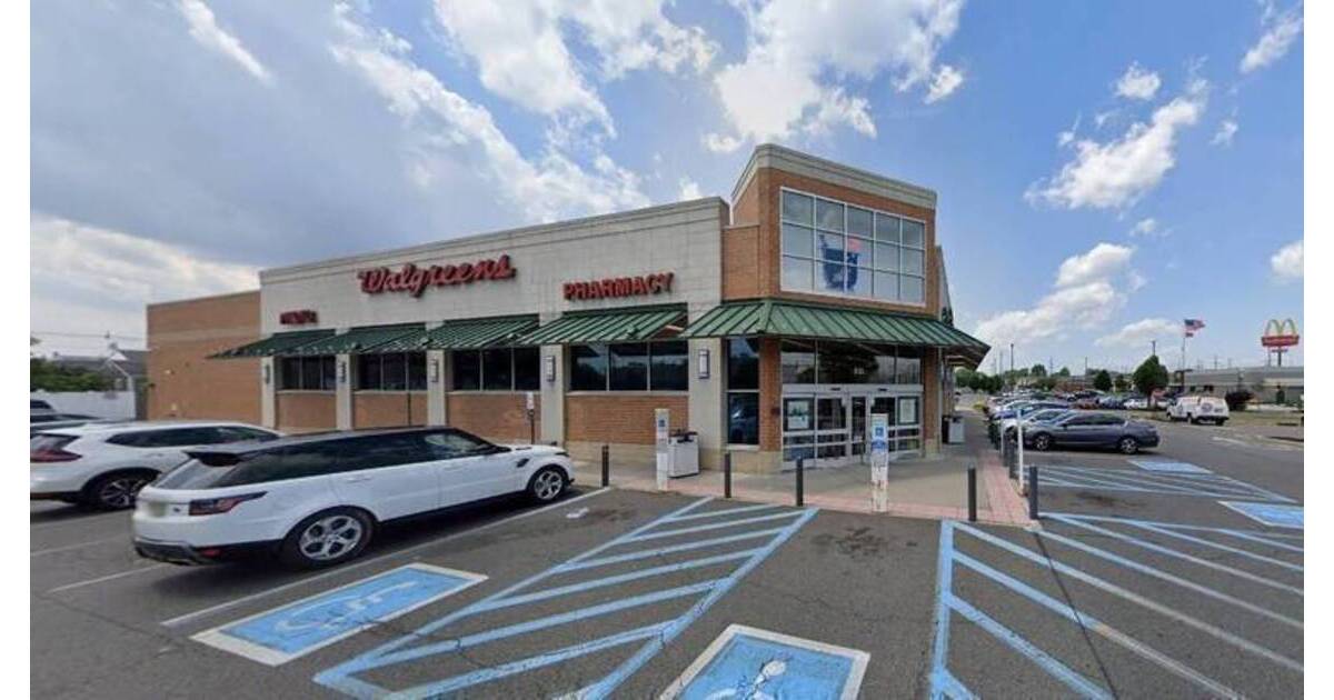 Century 21 Store In Morristown Nj Walgreens to Close 1,200 Stores; Will the Morristown Store Be One of