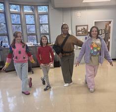 Carousel image 3977ea3e738d1a06f43f 01 ellery  nico  maeve  and principal lynn irby hill