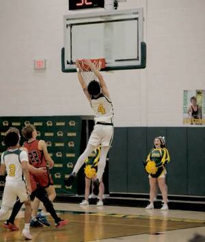Carousel image 61735ff9ae5db0e8122e 0212 rnh b1 sports photo   boys basketball chatham 2