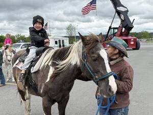 Carousel image da5ccae06188becb46da 0604 rnh a1 centerpiece downpage article photo   carver community day 1