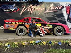 Carousel image 8425b5164309d10777a5 0703 tj page 8 column photo   auto racing and stuff with 1 pic