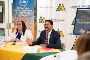 Carousel image f56ca8a5e2d8e1bee21d 08 26news suny adult learners 