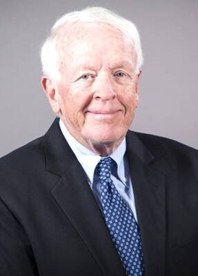 Carousel image 59ca056a2531ec2dd929 09 26comm dr. kevin bronner 