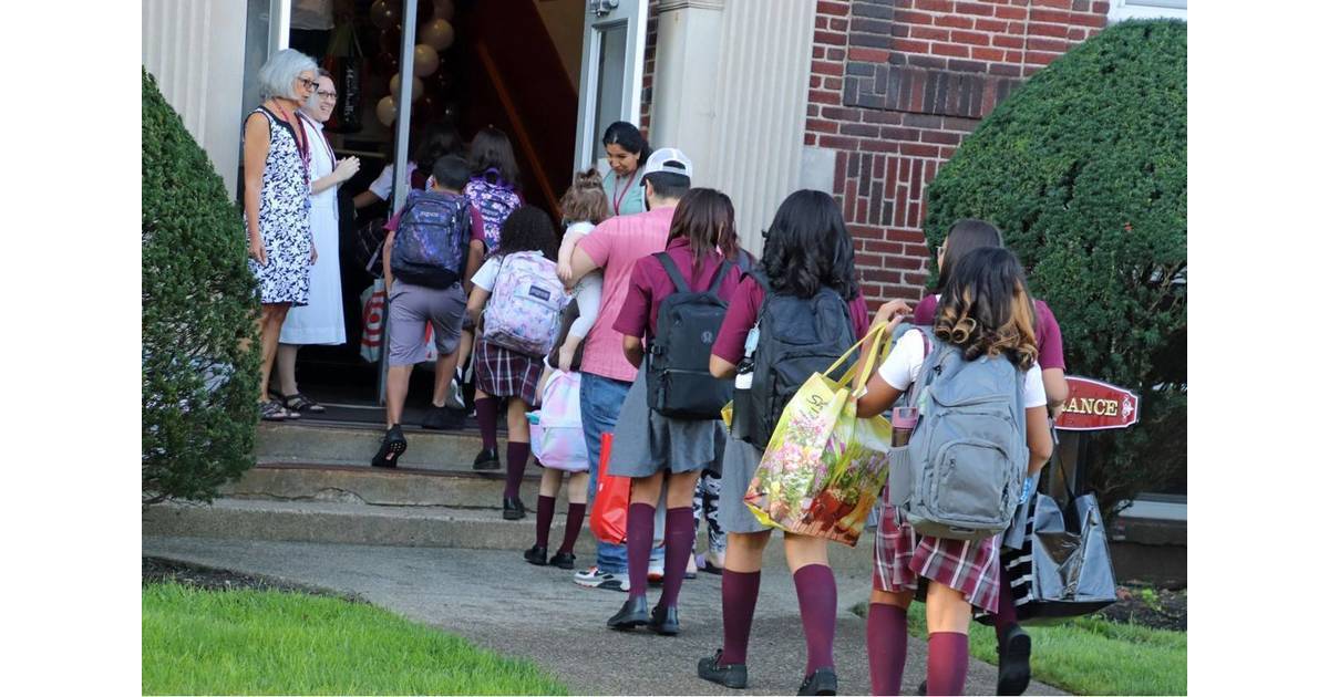 St. Anthony Students Back for the New School Year Hawthorne , NJ News