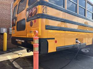 Carousel image 72d811334e2da56a45e6 10 8 25 electric bus fill it up krista galyon img 2389  002 