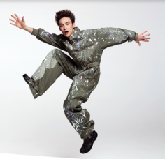 Carousel image 5e186fc9337dd8f11f85 11 6 25 jacob collier